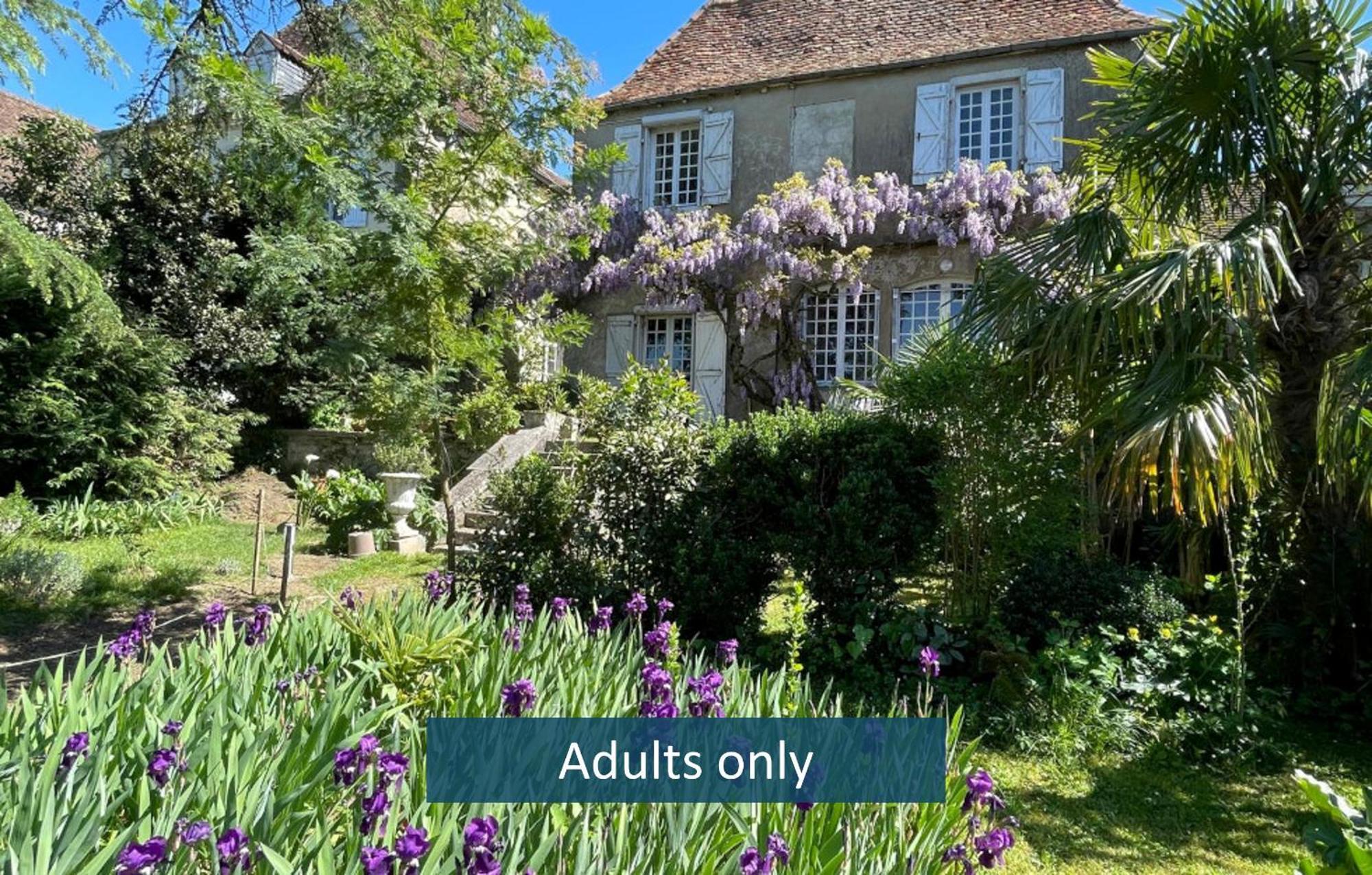 Jardin Des Remparts Panzió Orthez Kültér fotó